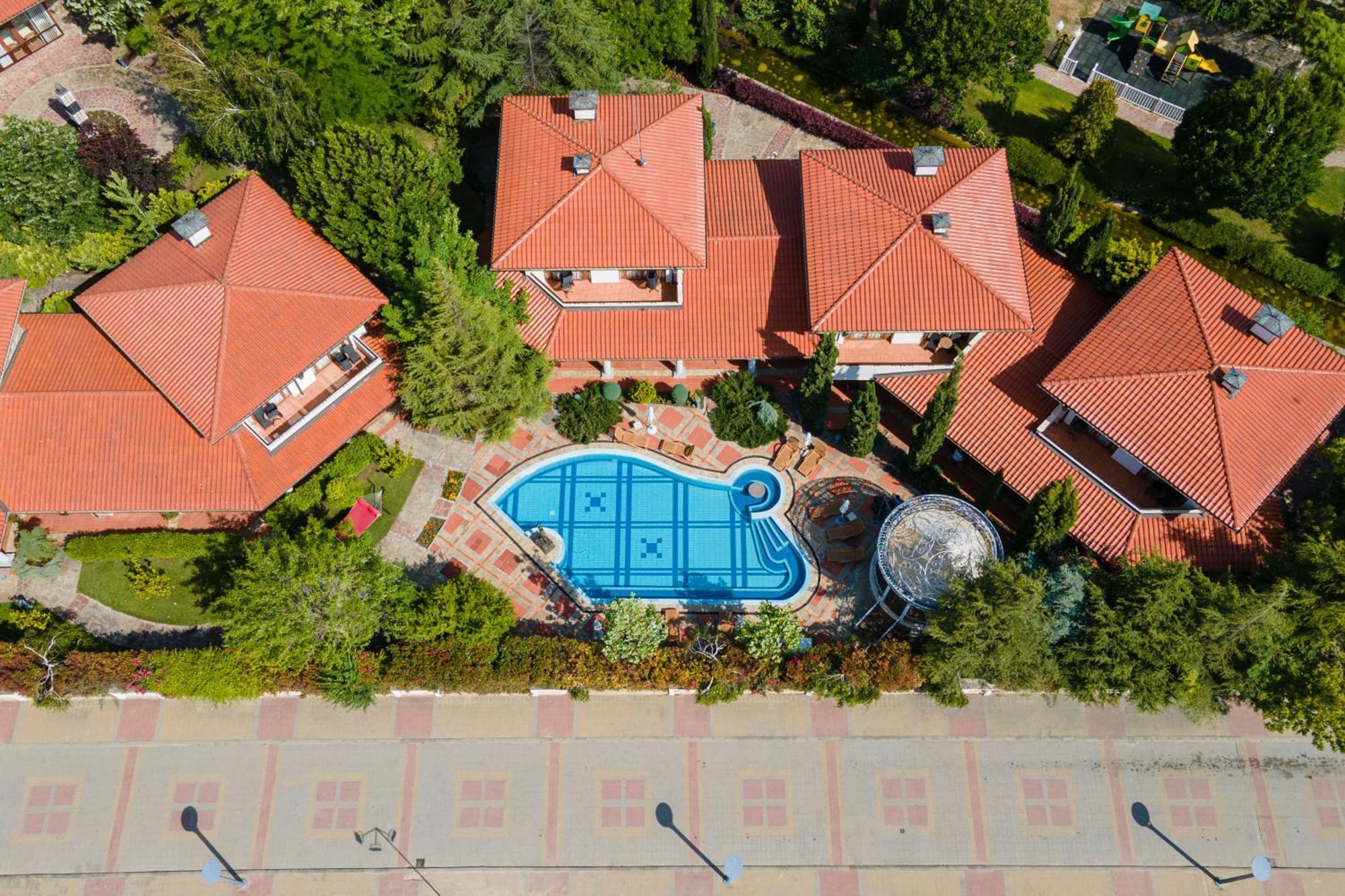 Helena Vip Villas And Suites 써니비치 외부 사진