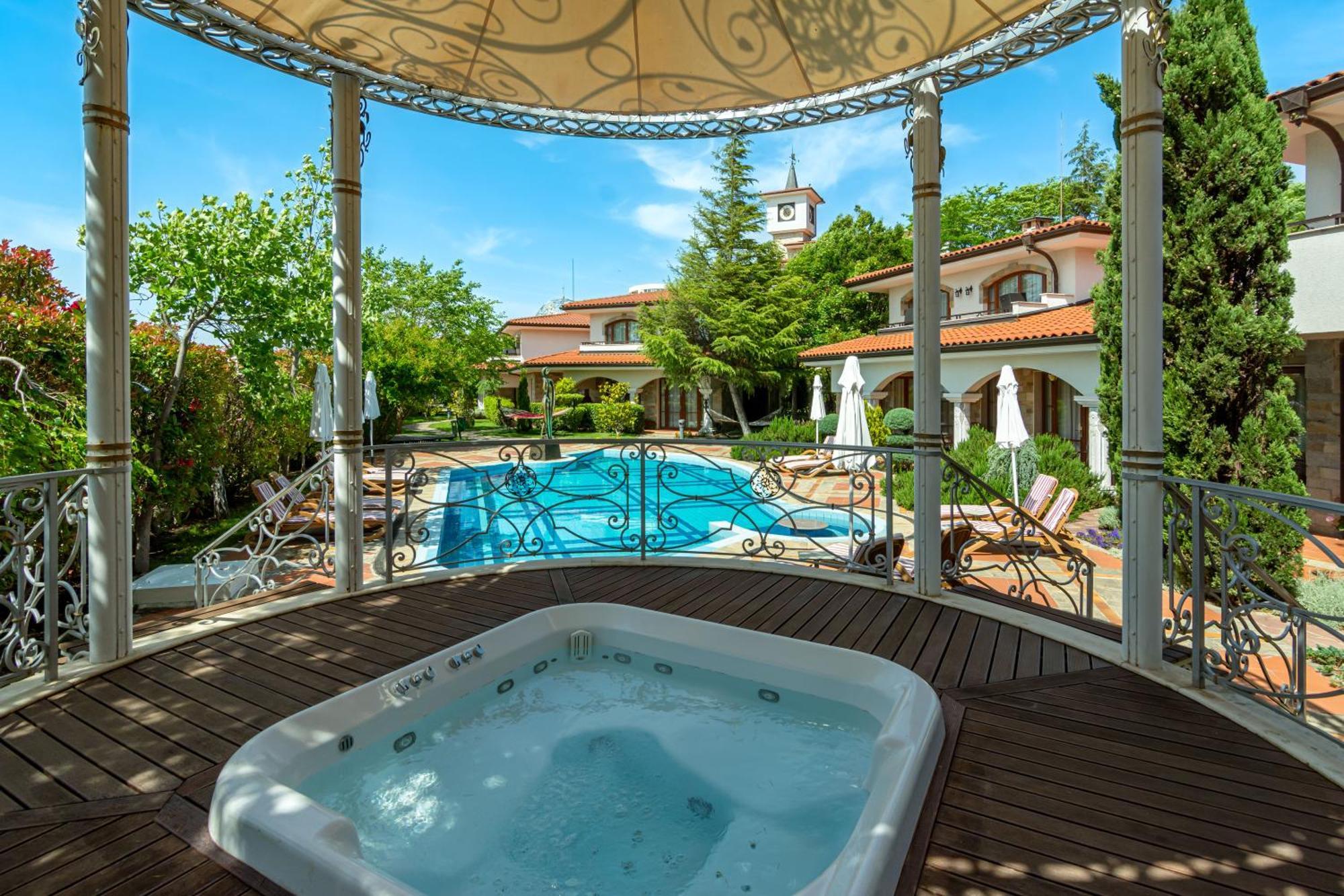 Helena Vip Villas And Suites 써니비치 외부 사진