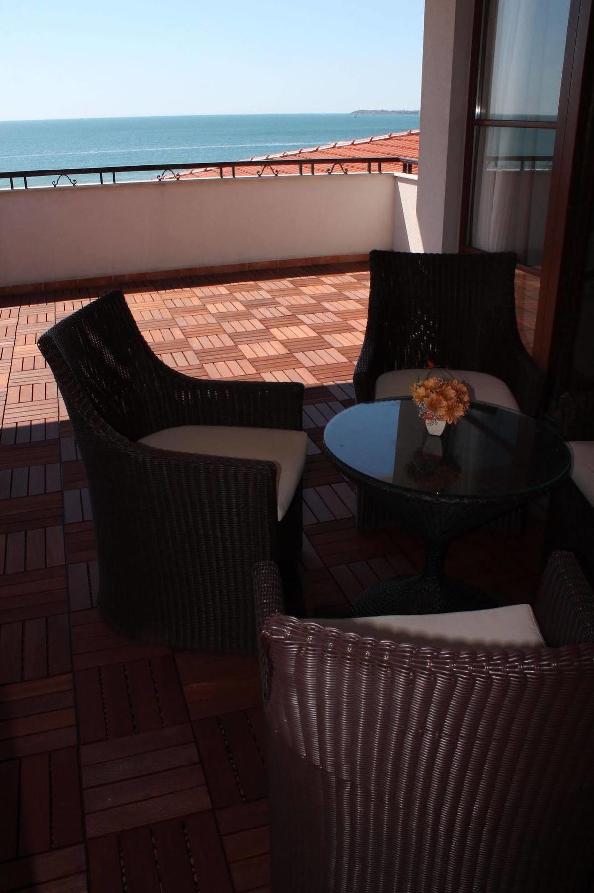 Helena Vip Villas And Suites 써니비치 외부 사진
